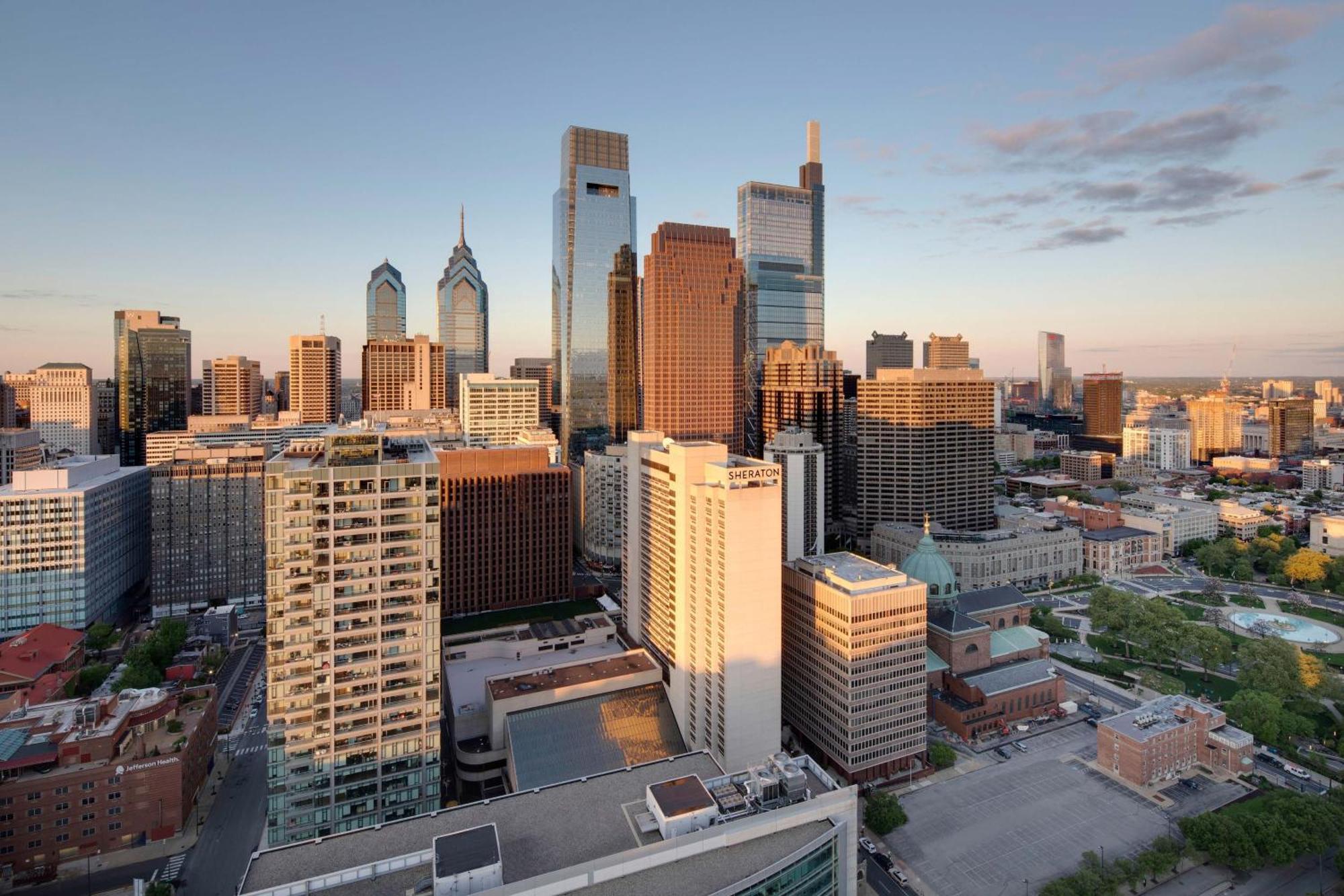 Sheraton Philadelphia Downtown Exterior foto